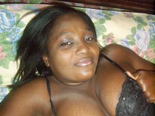 BlackTitsXXL - Riesengrosse, schwarze Titten - und alles Natur!!!